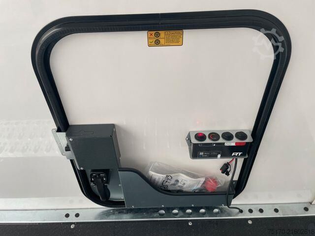 Furgão transportador de automóveis Brian James Race Transporter 7 / Länge: 6,16 m / 3.500 kg