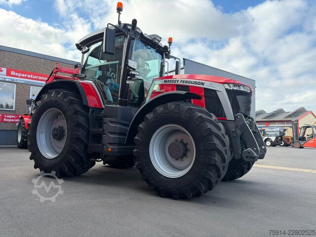 Tractor Massey Ferguson MF 8S. 205 Dyna VT