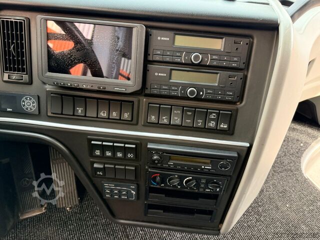 Autobus za međugradski prevoz VOLVO 9900 HD, TOP