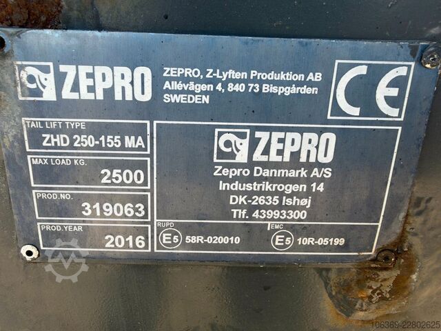 Truk berpendingin VOLVO FE320 6x2*4 Chereau Carrier Supra 1250 Euro 6