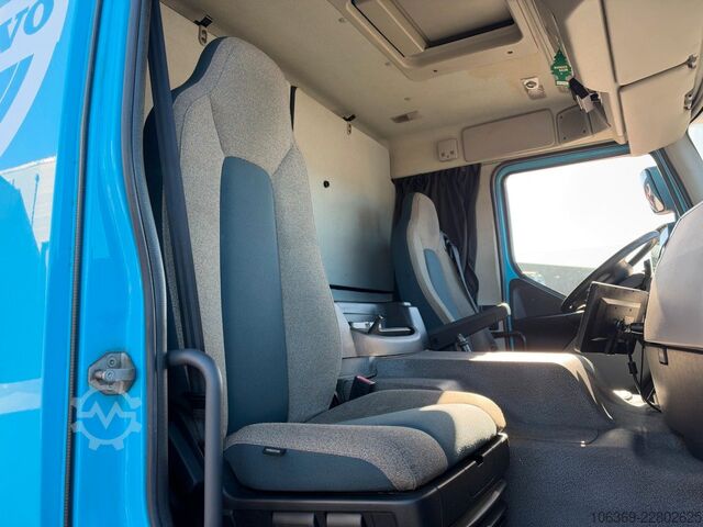 Truk berpendingin VOLVO FE320 6x2*4 Chereau Carrier Supra 1250 Euro 6