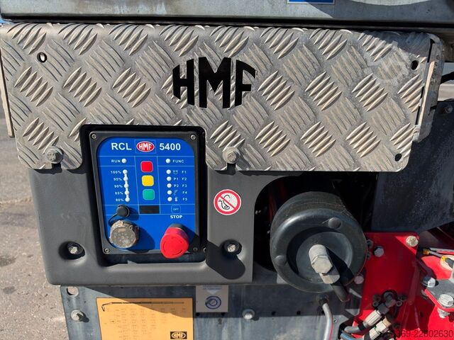 Crane yang terpasang pada truk  HMF 1920 K4 Radio Control / Kran / Crane