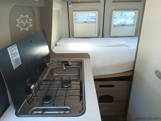 Wohnmobil Peugeot Boxer Carado CV600 del 2024 | Manuale | Completamente equipaggiato