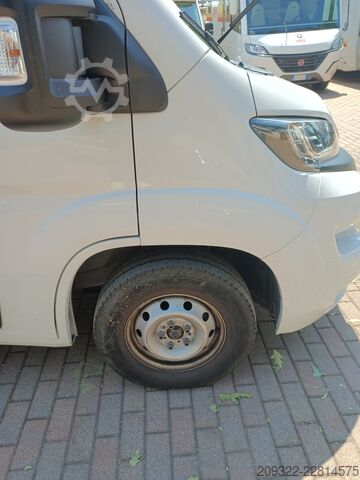 Wohnmobil Peugeot Boxer Carado CV600 del 2024 | Manuale | Completamente equipaggiato