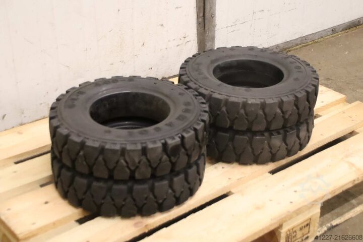 견고한 고무 타이어 Gumasol G.L.E  4.00-8