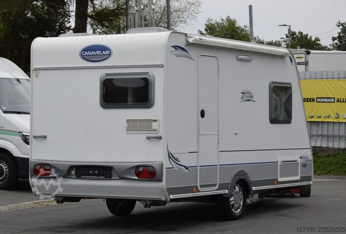 Wohnwagen CARAVELAIR Antarex Luxe 400 mit Mover und Sackmarkise