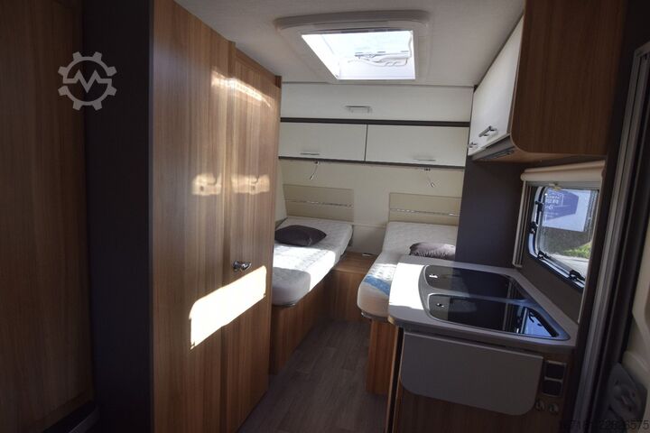 Wohnwagen STERCKEMAN Starlet Comfort 450 LJ mit Mover und Markise