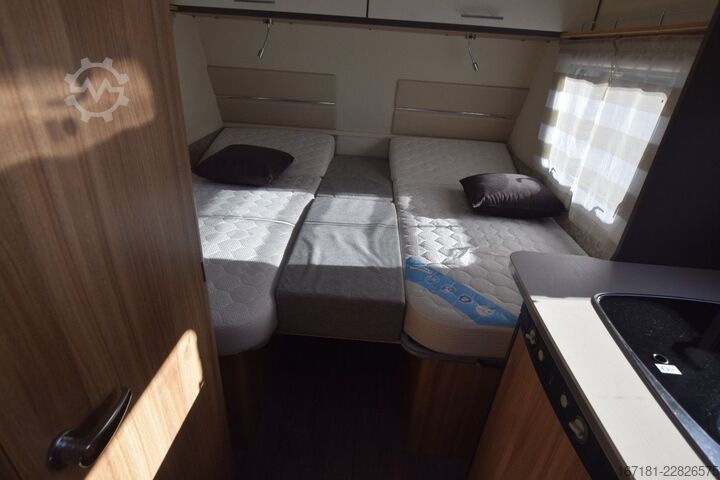 Wohnwagen STERCKEMAN Starlet Comfort 450 LJ mit Mover und Markise