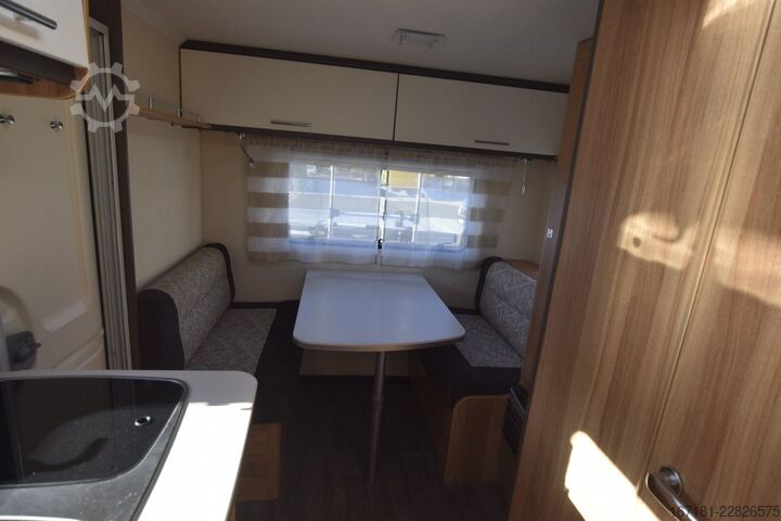 Wohnwagen STERCKEMAN Starlet Comfort 450 LJ mit Mover und Markise