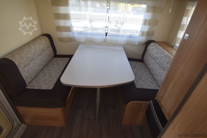 Wohnwagen STERCKEMAN Starlet Comfort 450 LJ mit Mover und Markise