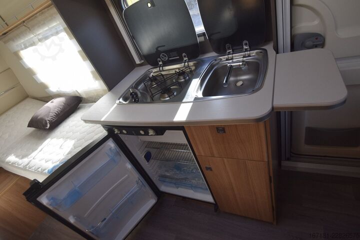 Wohnwagen STERCKEMAN Starlet Comfort 450 LJ mit Mover und Markise