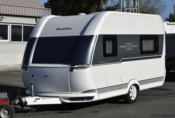 Wohnwagen HOBBY On tour 390 SF mit Sonnensegel