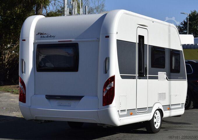 Wohnwagen HOBBY On tour 390 SF mit Sonnensegel