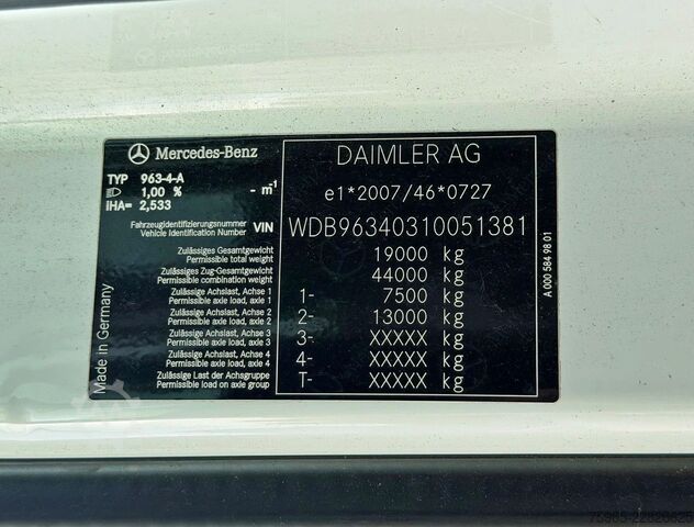 मानक ट्रैक्टर यूनिट MERCEDES-BENZ Actros 1942 EURO 6 ONLY 431.000 KM 2x TANKS HOLL