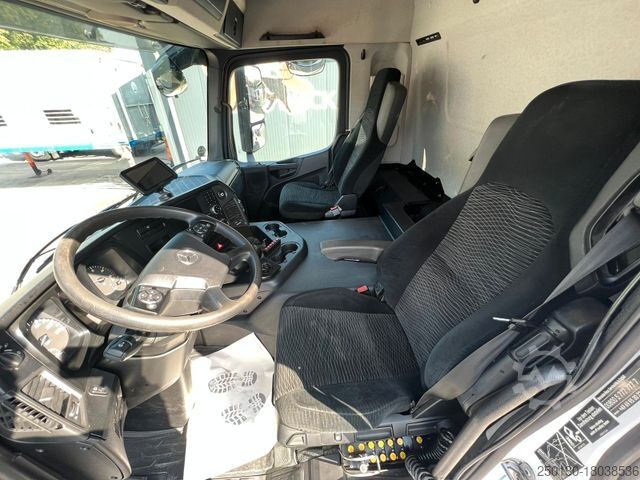 รถบรรทุกดั๊มพ์ MERCEDES-BENZ Arocs 1848 4x4 HYVA Absetzkipper