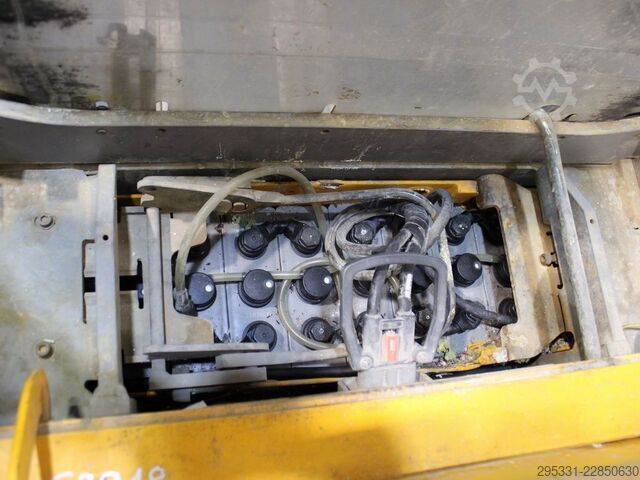 手動スタッカー Jungheinrich ERC 220z  115-350ZT