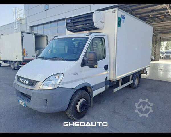 Tilpasset varevogn IVECO DAILY 70C17 CON GRUPPO FRIGO PATENTE C