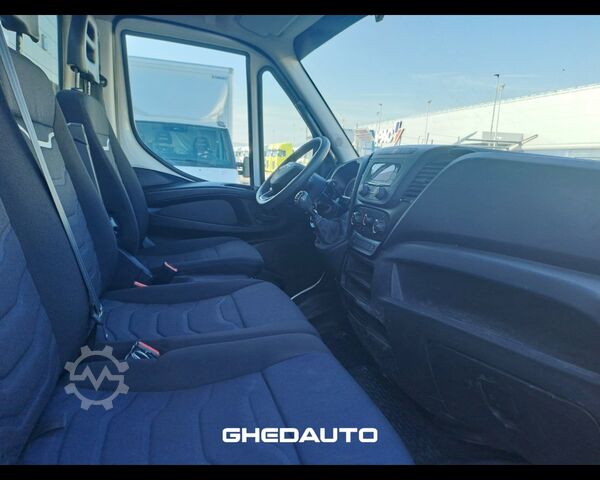 Minibus IVECO DAILY 35C14 2.3 CASSONE RIBALTABILE