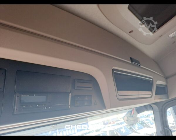 Standard trækkerunit Mercedes-Benz MERCEDES ACTROS 2553 CASSONE TRASPORTO FIENO