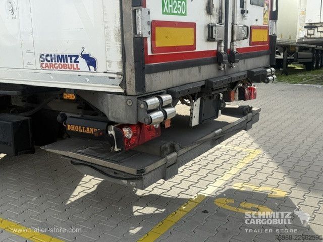 Poluprikolica hladnjača Schmitz Cargobull Tiefkühler Standard Ladebordwand