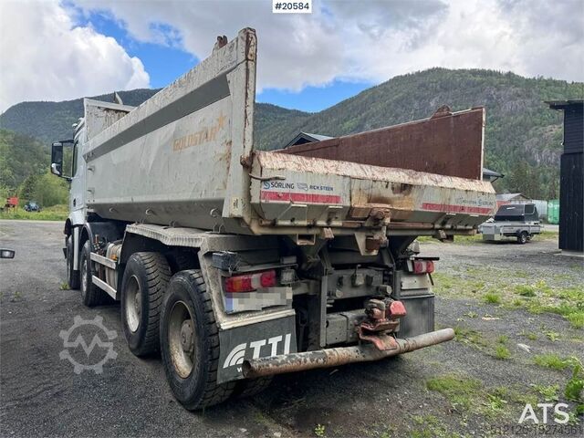Trukkabíll Mercedes-Benz Arocs 3258 8x4 Tipper Truck – Low Mileage!