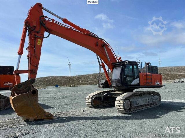 Beltegående gravemaskin Hitachi zx530LCH-6 excavator w/ bucket. WATCH VIDEO