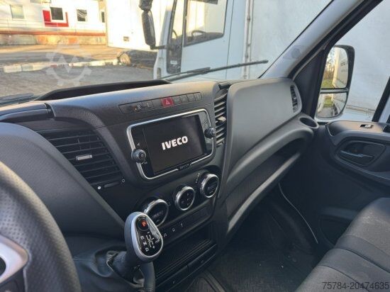 Camión caja IVECO 35S16 LUFTFEDERUNG AUTOMATIK LBW AHK