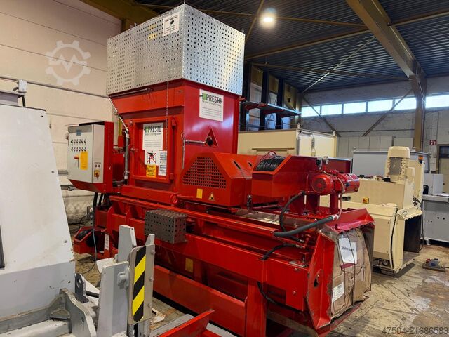 Presse à balles Presto CC 30 V