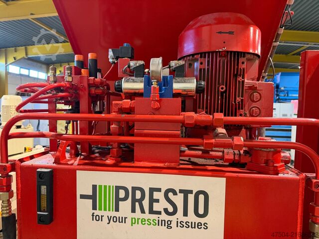 Presse à balles Presto CC 30 V