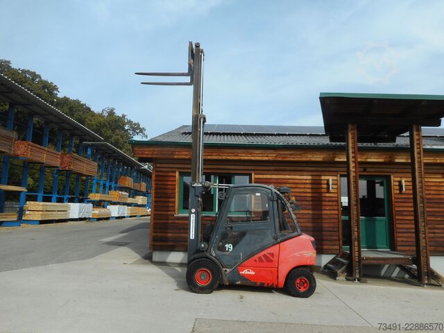 възможен мотокар Linde H30D-01 Triplex + SS + Klima
