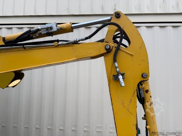 Mini excavator KOMATSU PC26MR-3 / 2020 BJ / 2 x Löffel