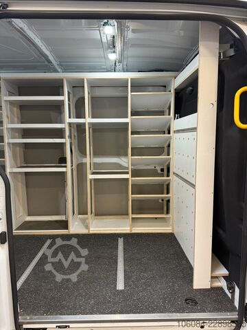 Komercijalno vozilo sa visokim krovom FORD Transit Kasten L3H2 Klima Tempomat R-CAM AHK SHZ