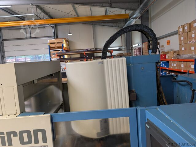Machining center CHIRON FZ 12 W