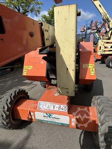 Platformă de lucru telescopică articulată JLG 340AJ (4972)
