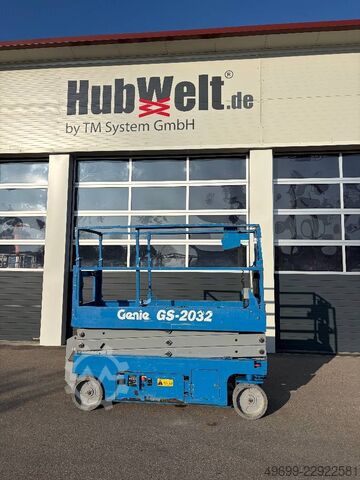 Elevador de tesoura Genie GS 2032 8,20m Scherenarbeitsbühne