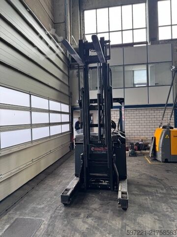 Καροτσάκια προσέγγισης (Reach Trucks) Yale MR14
