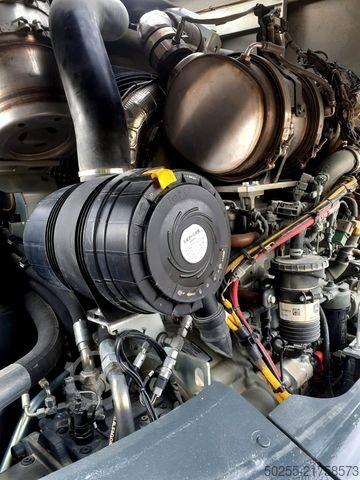 جرافة ذات عجلات LIEBHERR L 538 kein 524 526 542 546 nur 2720 Std.  TOP