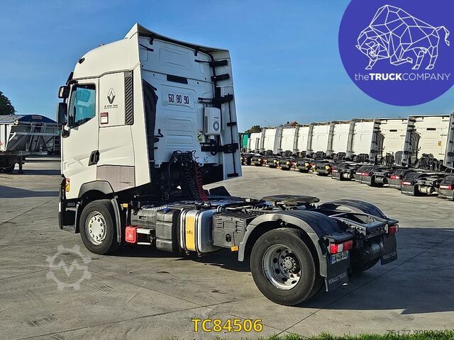  Renault T 520
