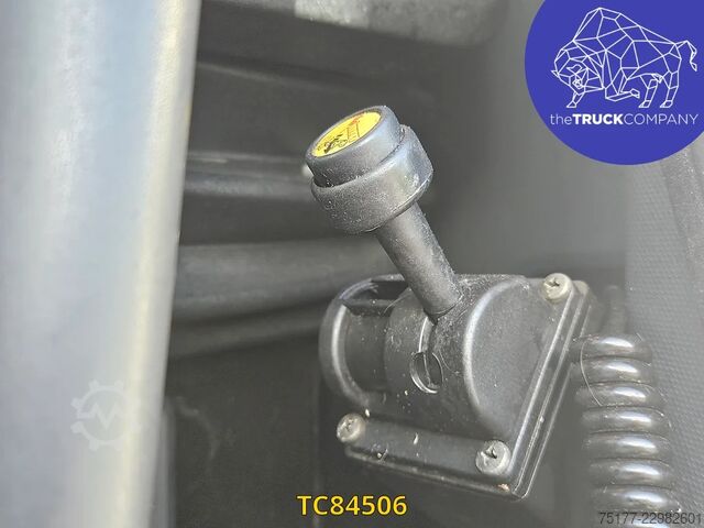  Renault T 520