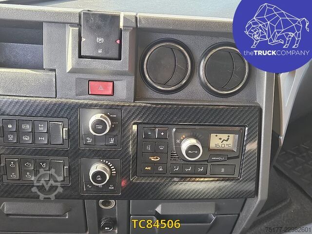  Renault T 520