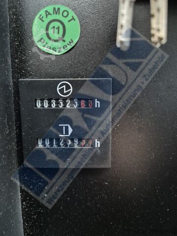 Centro de mecanizado vertical DMG MORI M1Pro mit 4ter Achse