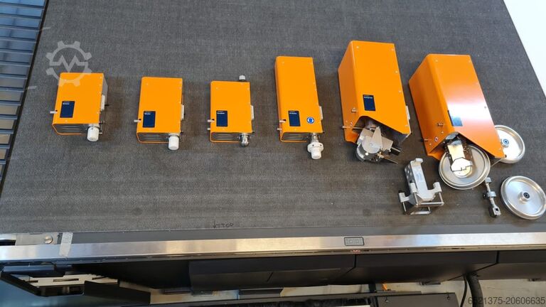 آلة قطع الورق Kongsberg C64