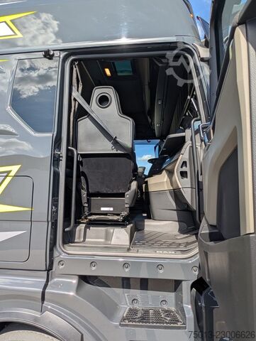 Volumen trækker MAN TGX 18.520 LL SA Voll-Ausstattung, Hub-Kupplung