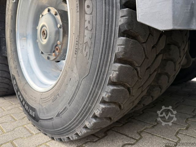 Φορτηγό αντλίας σκυροδέματος MERCEDES-BENZ AROCS 3251 8x4 Putzmeister BSF 46-5.16 HLS