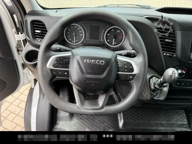 Кутиевиден ван IVECO Daily 35s14 Möbel Maxi 4,29 l / 2,43 h Motor NEU