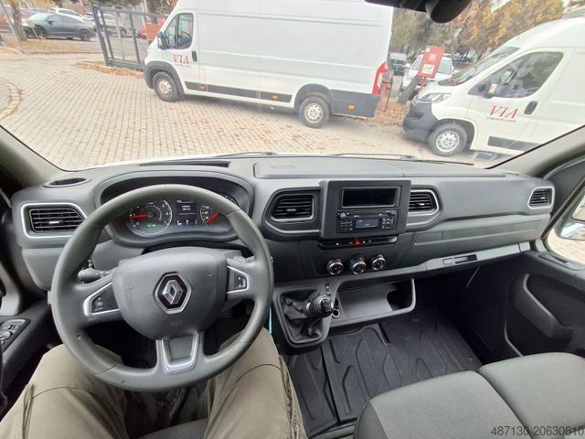 Slēgtais furgons RENAULT Master 2.3 dCI 135 L3H2 3,5t Pack Comfort