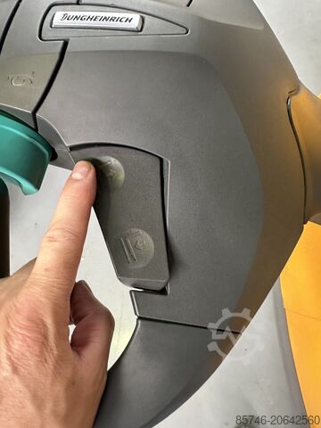 ईजेजी 320 (2.0 टी @ 600 एमएम !!) * डेमो !! JUNGHEINRICH EJG 320 ( 2.0 T @ 600 MM !! ) * DEMO !!