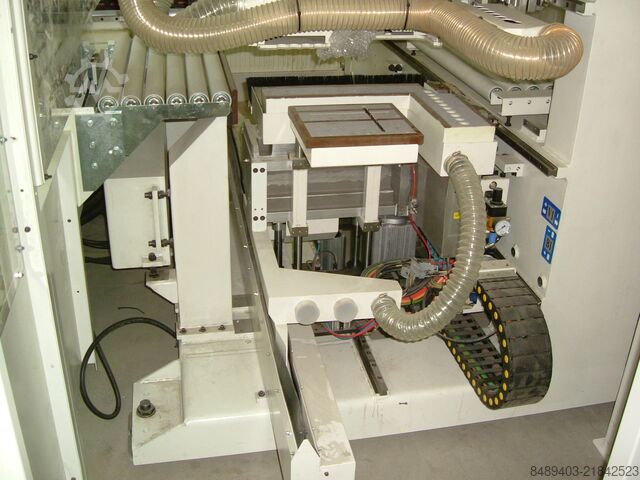 מרכז עיבוד SCM Morbidelli UNIX NS