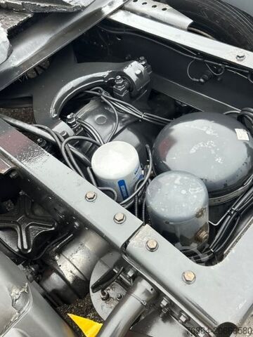 Đầu kéo tiêu chuẩn MAN TGX 18.460, XXL, INTARDER