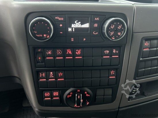 Đầu kéo tiêu chuẩn MAN TGX 18.460, XXL, INTARDER